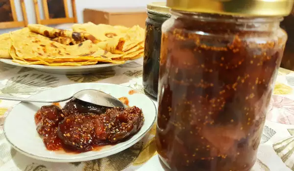 Oven-Baked Fig and Pear Jam