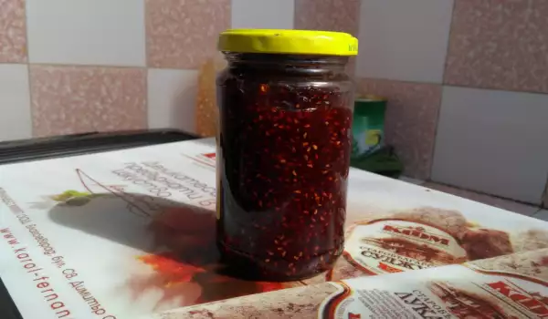 Honey and Raspberry Russian Jam