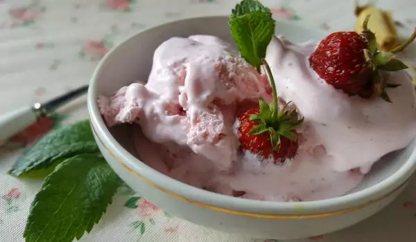 Strawberry Ice Cream for Kids