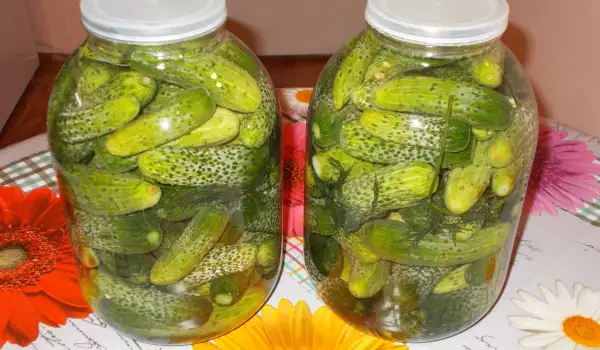 The Easiest and Most Delicious Sunny Pickles