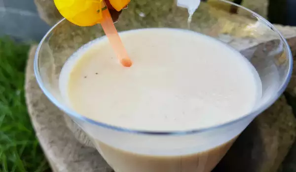 Pineapple and Soy Milk Smoothie