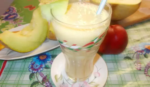 Melon and Peach Smoothie