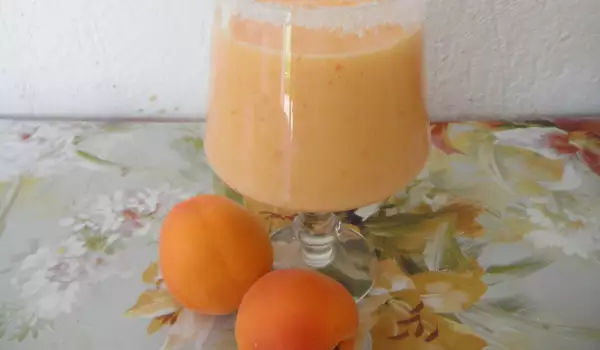 Apricot and Orange Smoothie