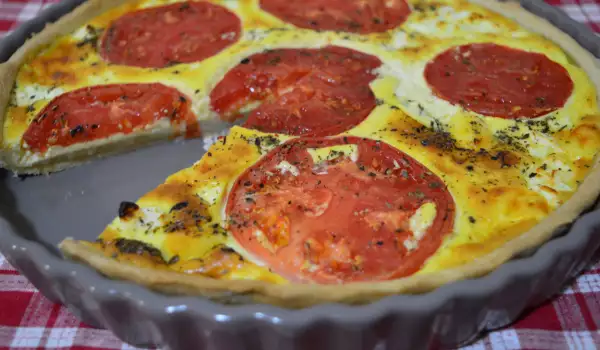 Savory Quiche with Tomatoes and Cheese