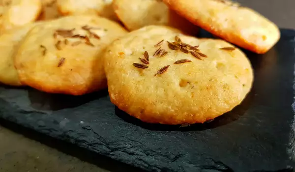 Crunchy Savory Cheddar Cookies