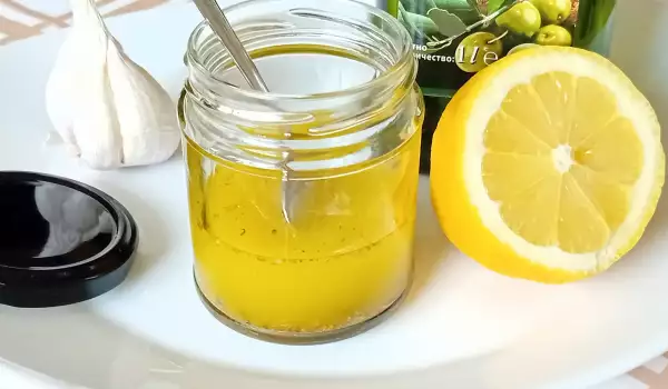 Ladolemono - Greek Lemon Sauce