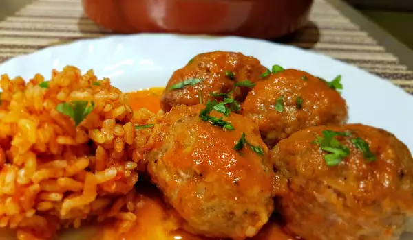 Greek Meatballs in Sauce (Soutzoukakia)
