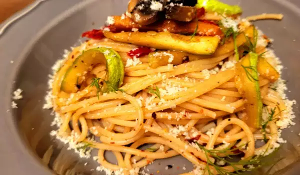 Spicy Whole Grain Spaghetti with Vegetables