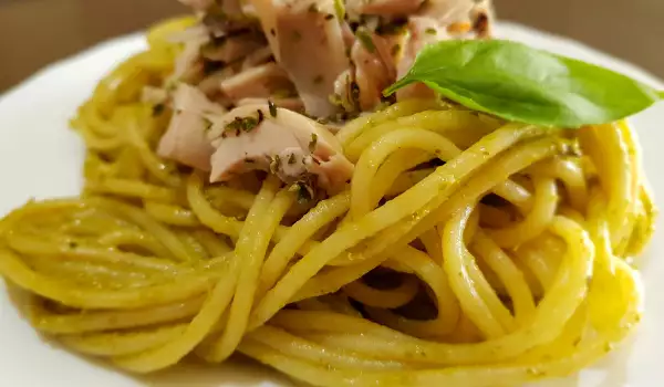 Chicken and Pesto Spaghetti