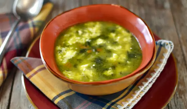 Spinach Soup with Rice and Cheese