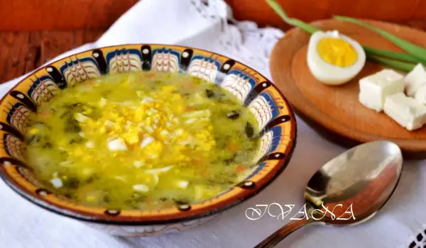 Spinach Soup with Boiled Eggs