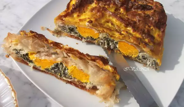Spring Filo Pastry Pie with Spinach and Egg Yolks