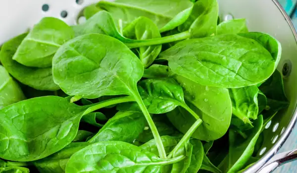 Why Should We Eat Spinach?