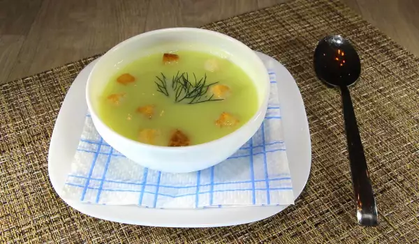 Zucchini and Dill Soup