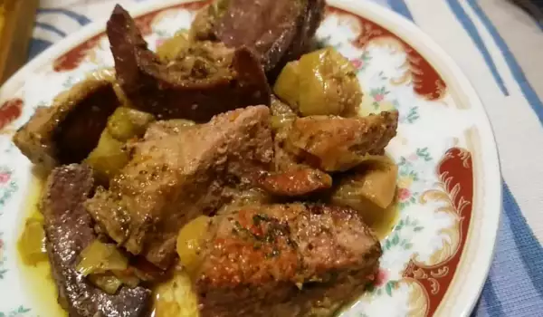 Oven-Baked Liver with Onions and Leeks