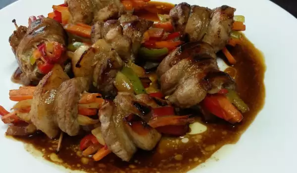 Pork Chops with Balsamic Glaze and Vegetables