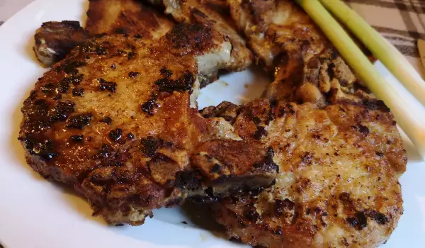 Pork Chops with Butter and Garlic