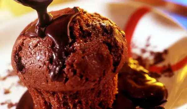 Muffins with Liquid Chocolate