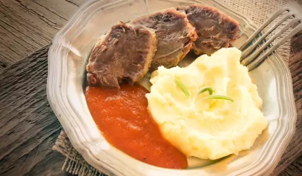 Fried Beef Tongue with Tomato Sauce