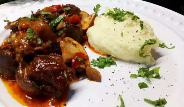 Beef Goulash with Red Wine