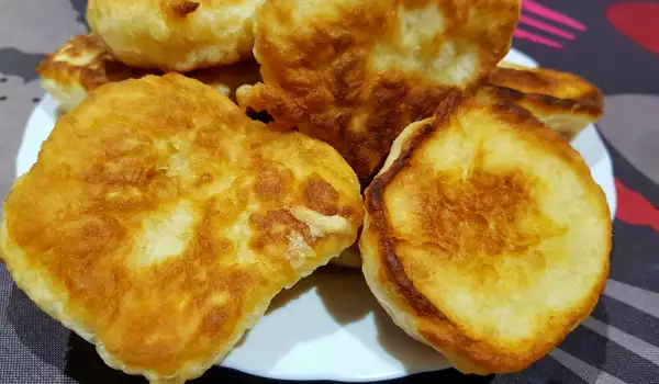 Tiganites with Milk and Yeast