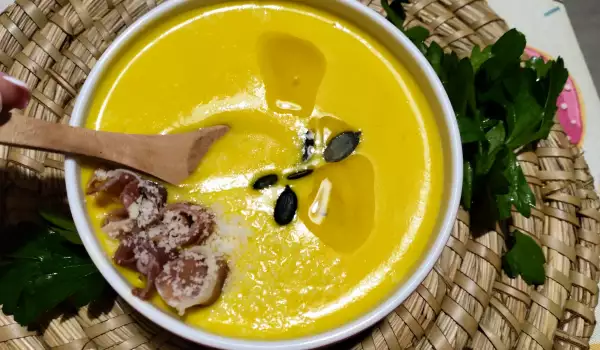 Pumpkin Cream Soup with Prosciutto and Parmesan