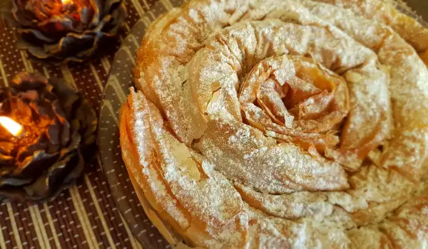 Quick Tikvenik (Filo Pastry Pie) with Boiled Pumpkin