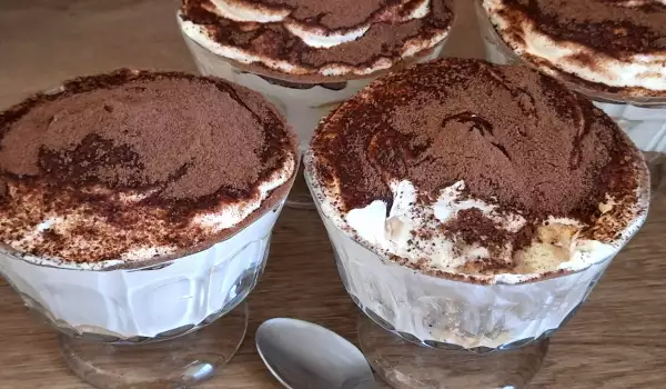 Homemade Tiramisu Cups