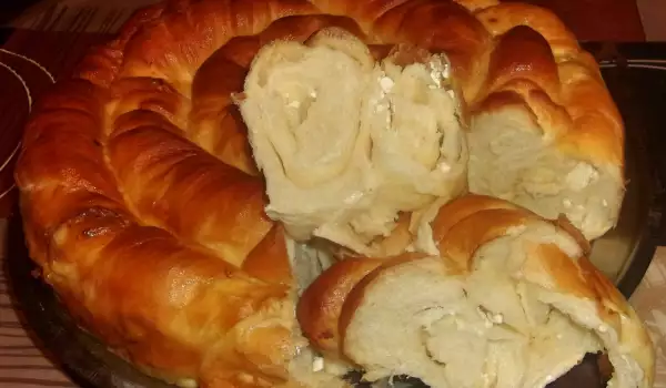 Rolled Out Phyllo Pastry with Yeast and Topping