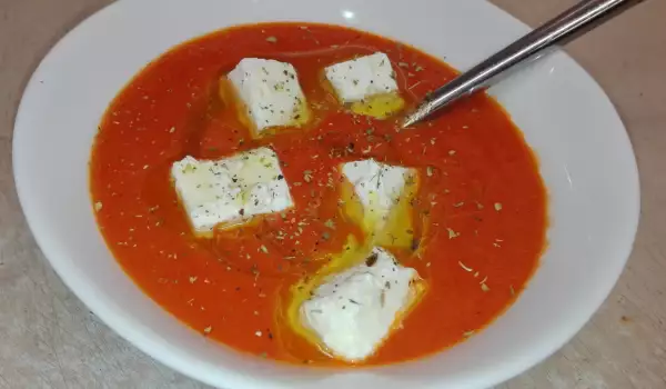Dietary Tomato Cream Soup with Feta and Oregano