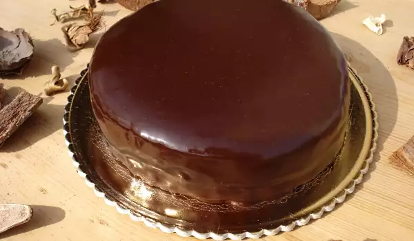 Quick Chocolate Cake with Coffee