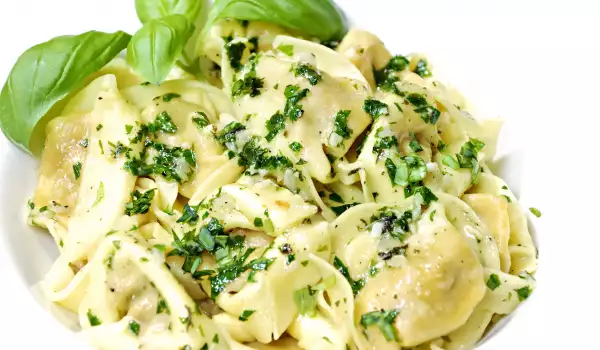 Tortellini with Spinach