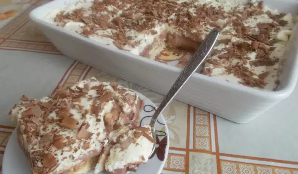 Biscuit Cake with Sour Cream and Almonds