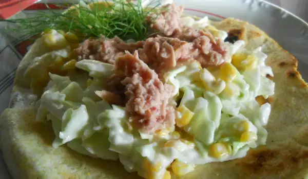 Tortilla with Tuna and Salad