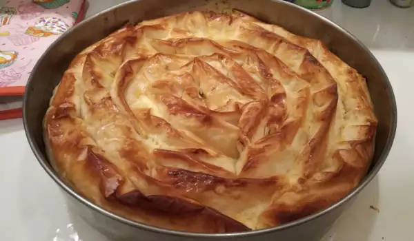 Phyllo Pastry with Ready-Made Sheets and Feta Cheese
