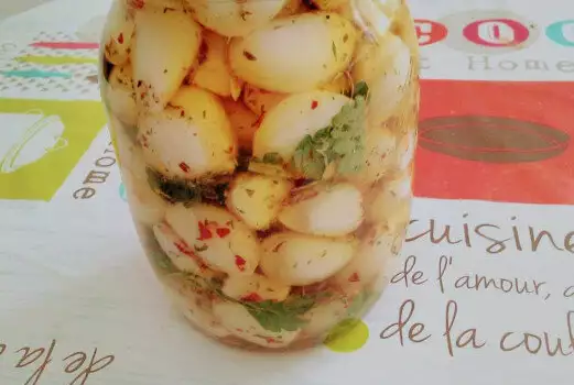 Pickled Garlic in Jars