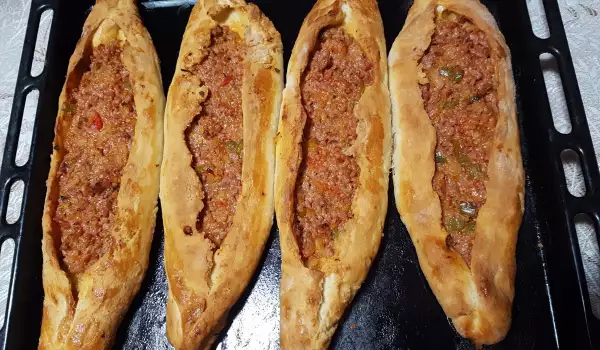 Turkish Pizza - Pide