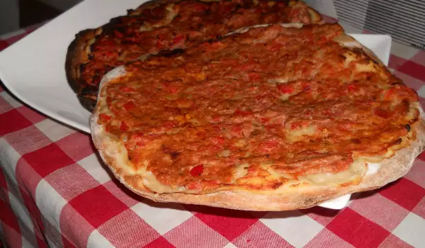 Tasty Turkish Pizza