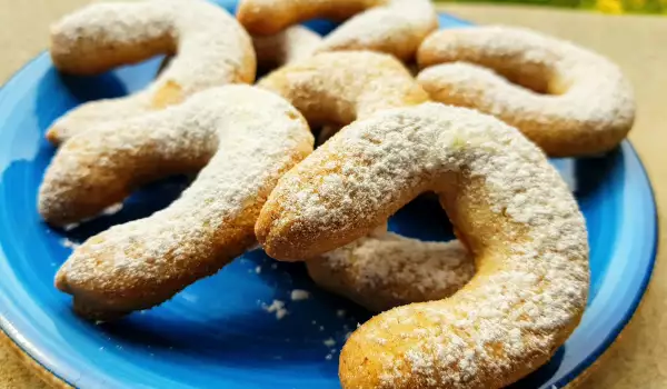 Vanilla Horseshoe Butter Cookies