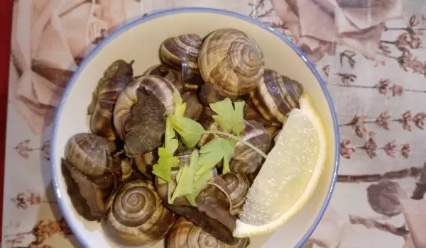 Aromatic Boiled Snails