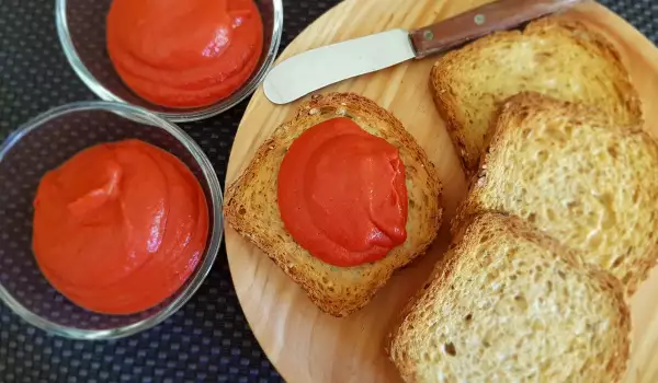 Vegan Dip with Beetroot and Chickpeas