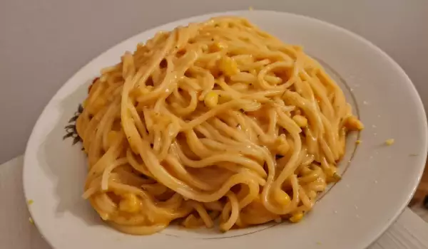Spaghetti with Vegan Sauce
