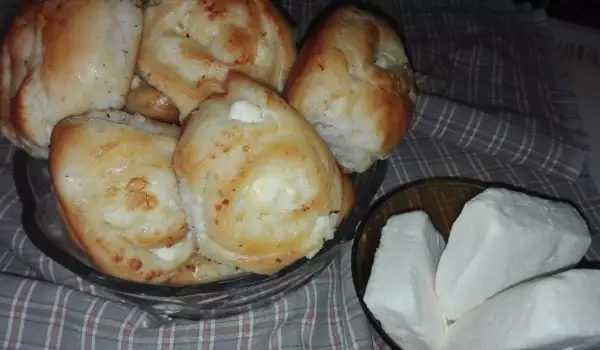 Swirly Tutmaniks with Homemade Feta Cheese
