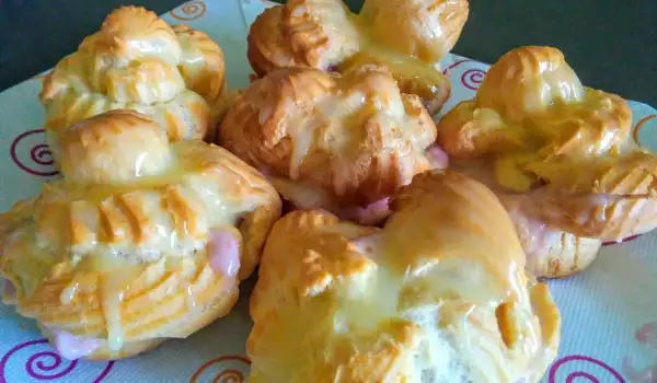 Strawberry Eclairs with White Chocolate Couverture