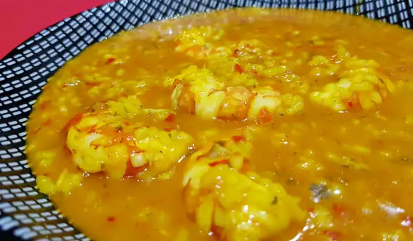 Mediterranean Stew with Rice and Shrimp (Arroz caldoso)