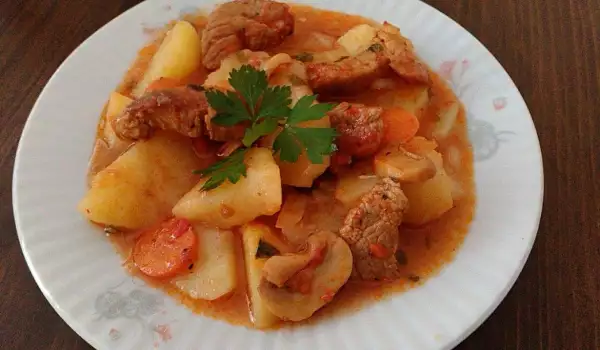 Pork, Carrots, Potatoes and Mushrooms Stew
