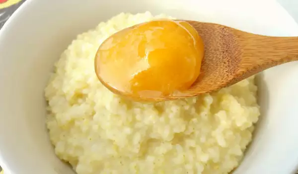 Dietary Breakfast with Millet and Honey for Weight Loss