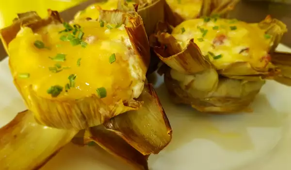 Baked Artichokes with a Wonderful Filling