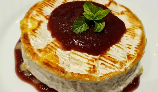 Baked Camembert Cheese with Pomegranate Sauce