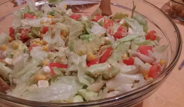 Green Salad with Quinoa